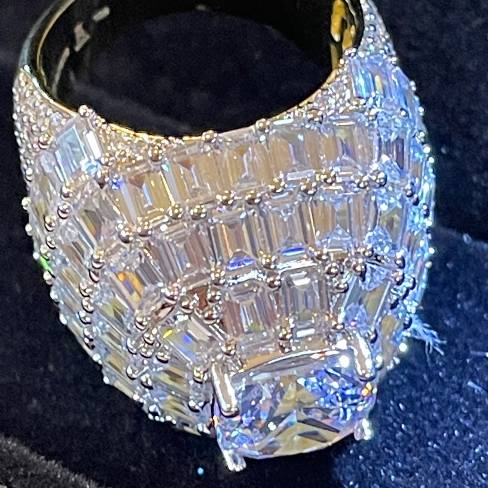 Men’s fashion ring